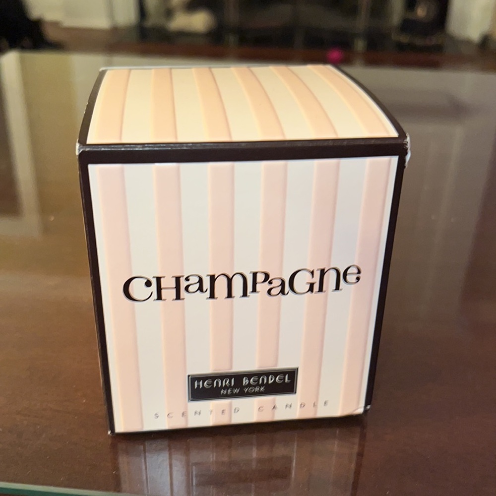 Henri Bendel Champagne Candle 9.4 oz